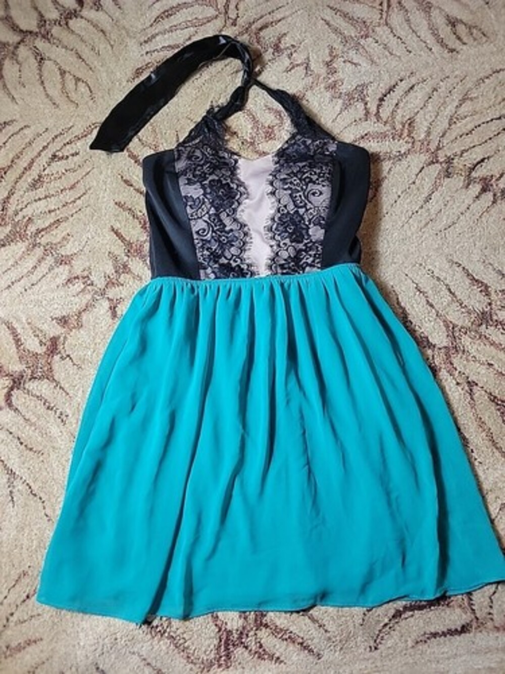 EMERALD SUNDAE Women's Mini Dress Green Aqua Black Lace Halter Size Medium